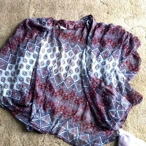 Short sleeve flowy summer shirt